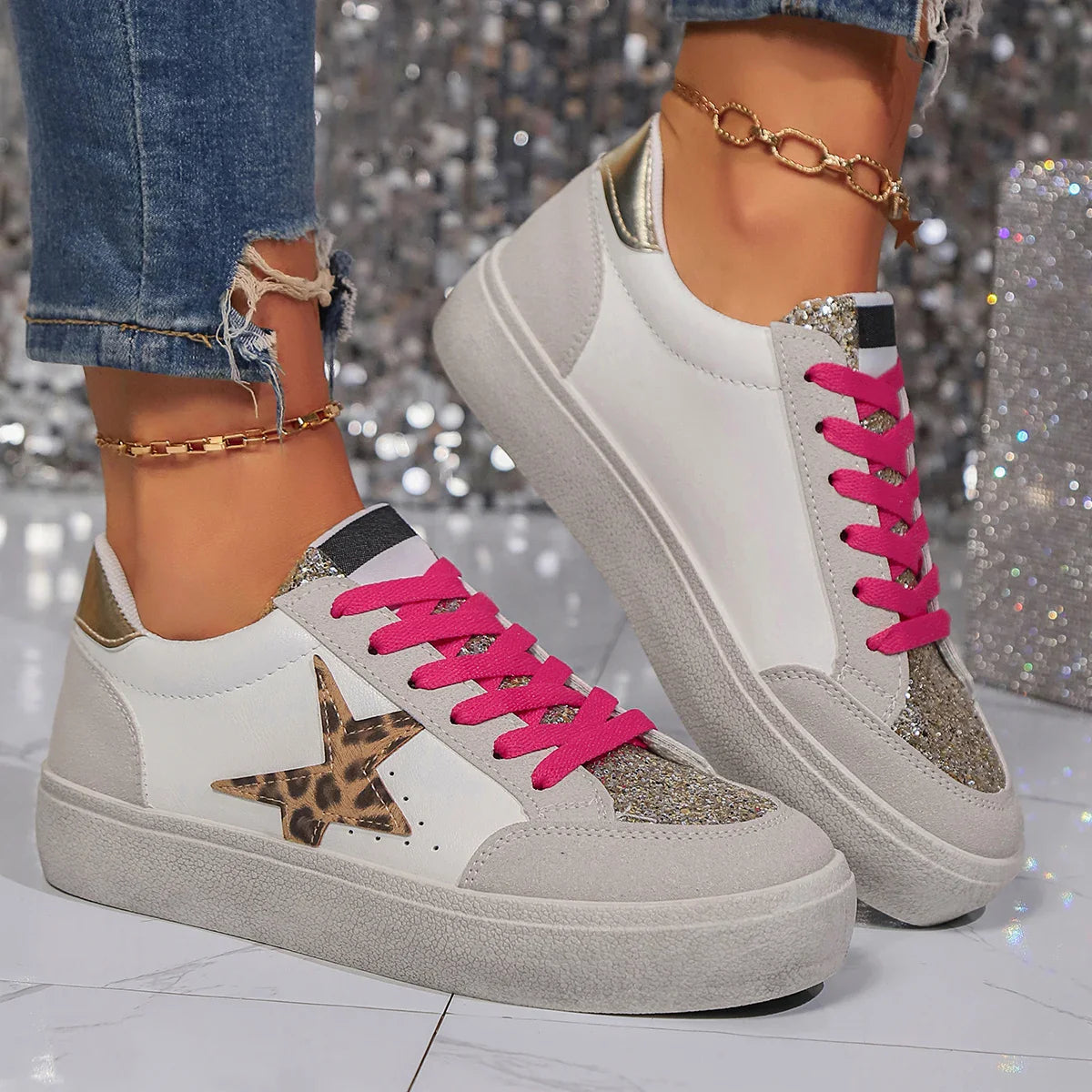 Dames Sneakers met Luipaardprint – Trendy Mode Sneakers met Glitters en Roze Accenten